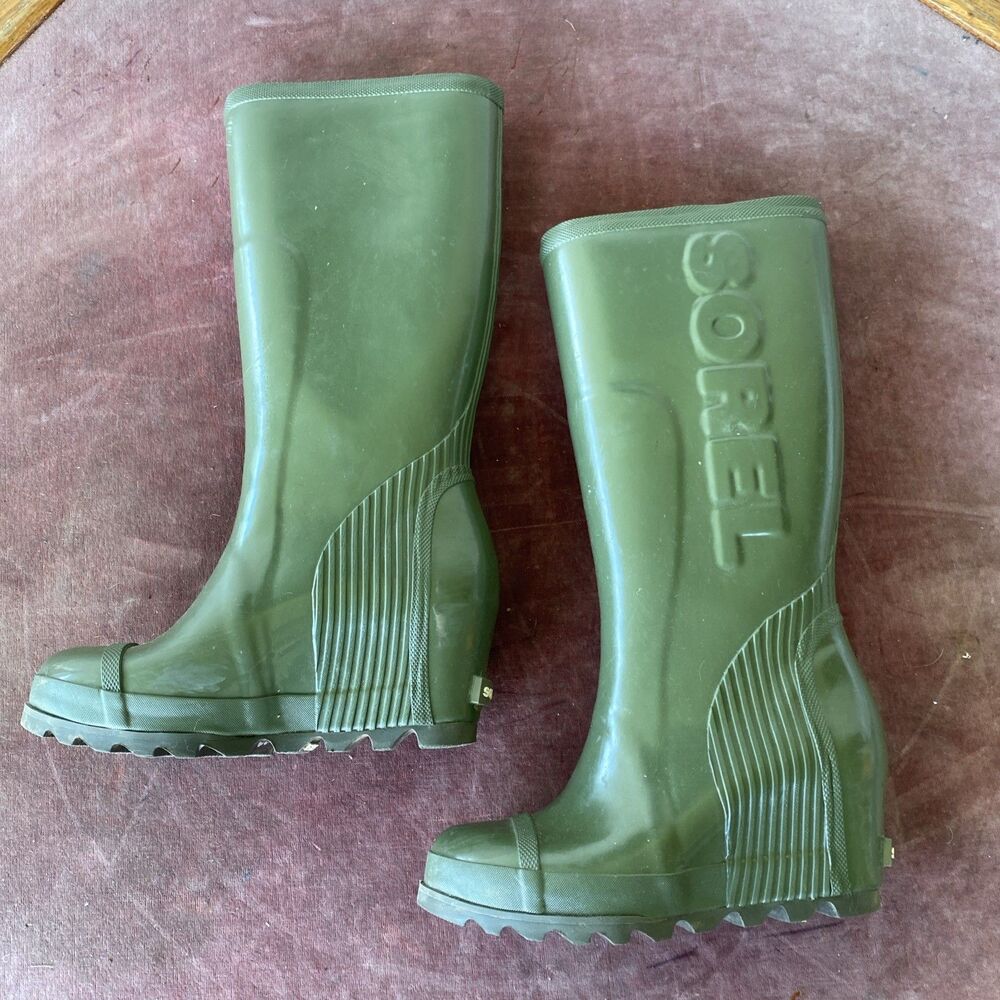 Sorel Tall Rubber Boots Wedge Size 7 Green Womens NL 2527-383